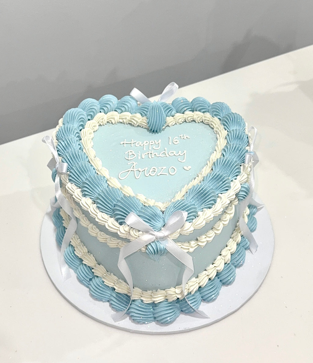 Blue and White Vintage Cake Sydney