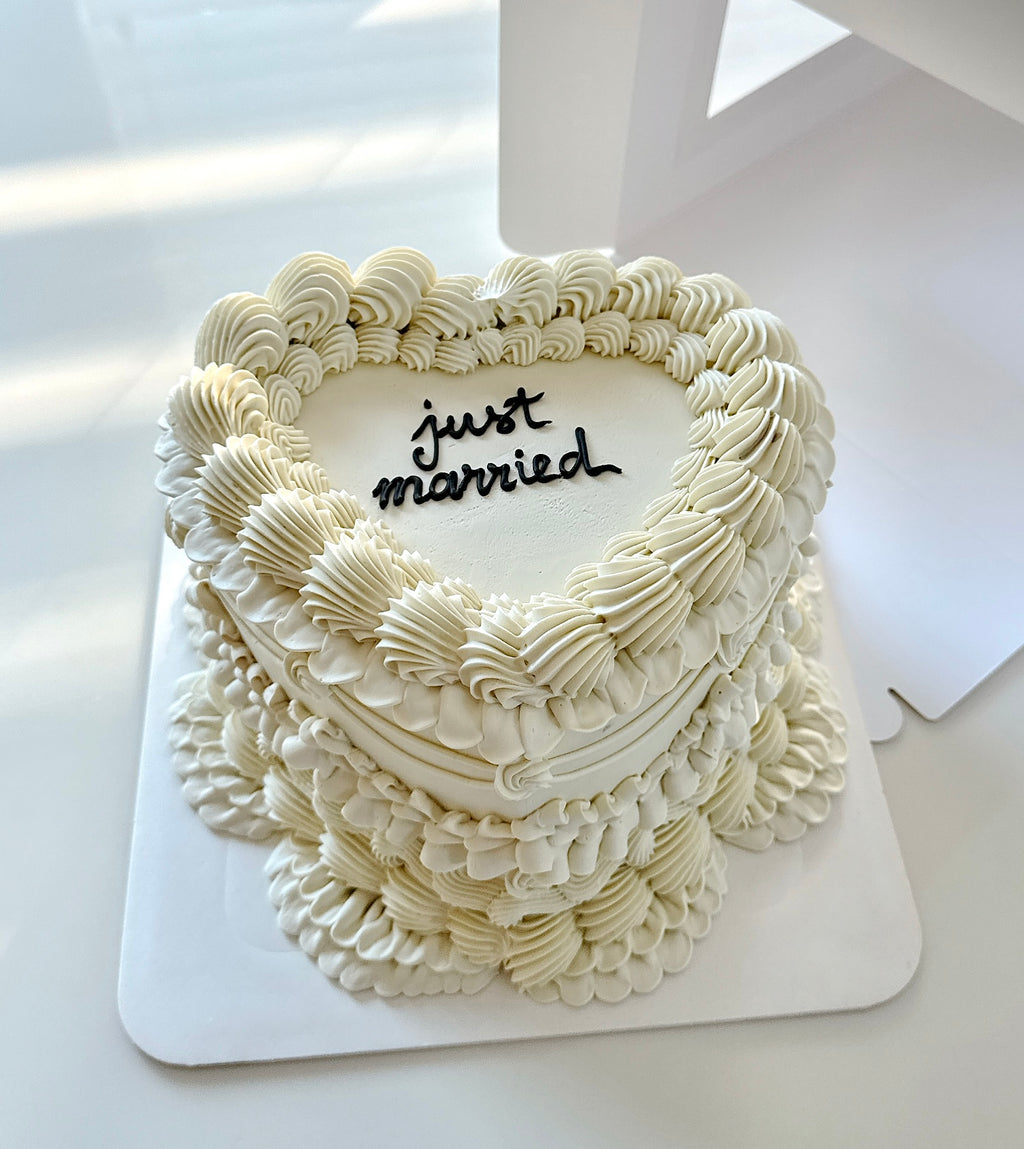 All White Heart Vintage Cake Sydney