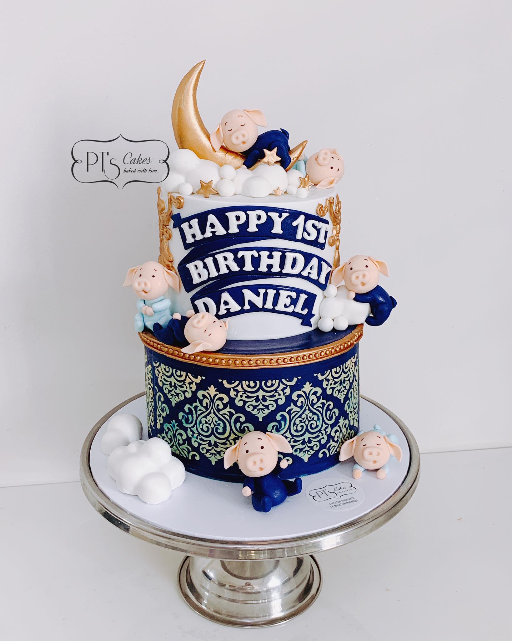 Piggy Figurines Dream Cake