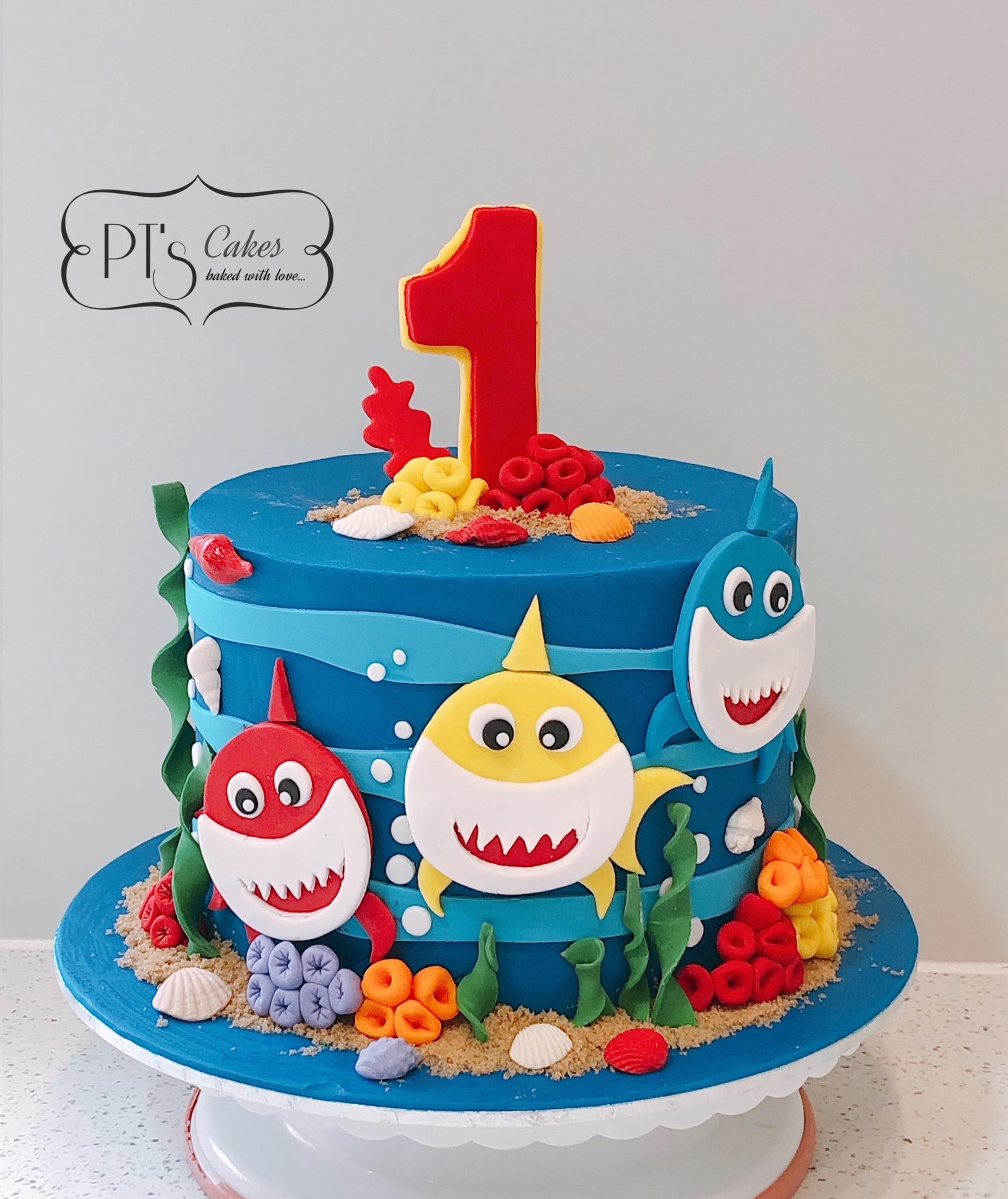 Baby Shark Cake