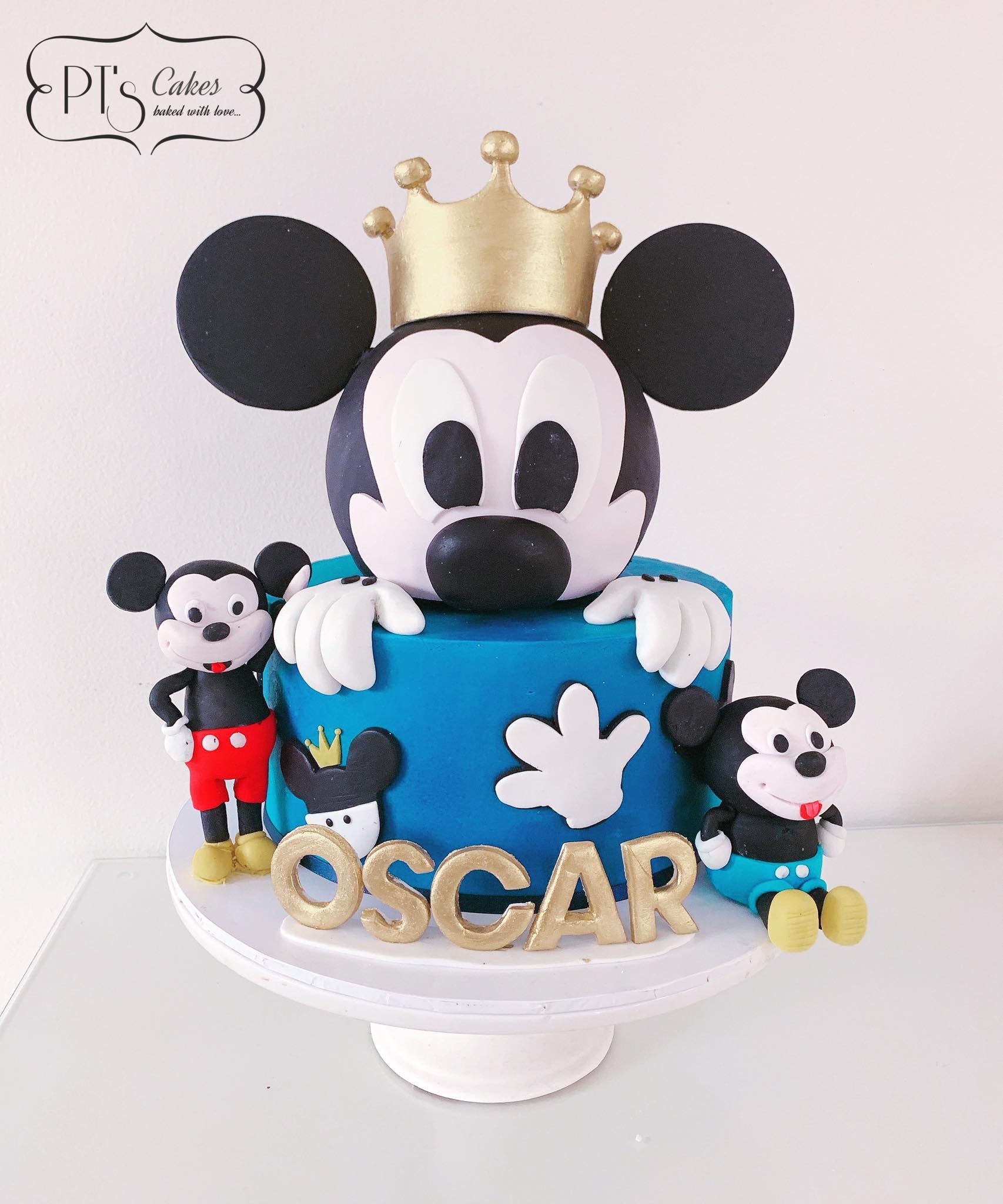 Mickey Mouse cake 1